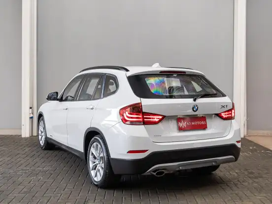 BMW-X1-2.0 16V GASOLINA SDRIVE18I 4P AUTOMÁTICO BMW-X1-2013