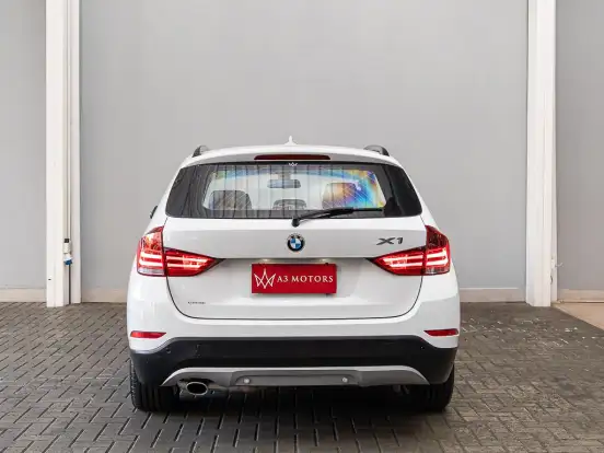 BMW-X1-2.0 16V GASOLINA SDRIVE18I 4P AUTOMÁTICO BMW-X1-2013