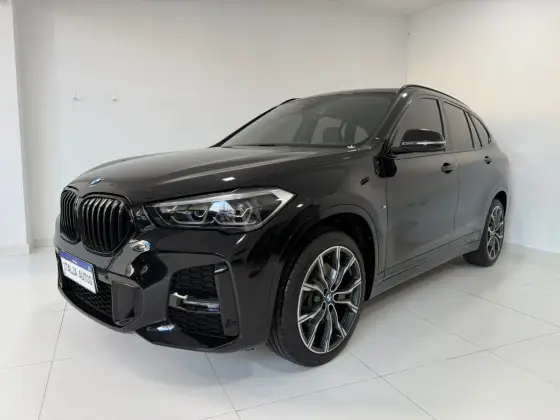 BMW X1 2.0 16V TURBO ACTIVEFLEX SDRIVE20I M SPORT 25 ANOS 4P AUTOMÁTICO BMW X1 2.0 16V TURBO ACTIVEFLEX SDRIVE20I M SPORT 25 ANOS 4P AUTOMÁTICO