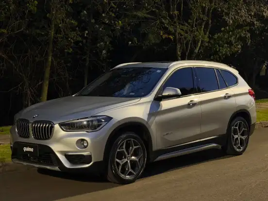 BMW-X1-2.0 16V TURBO ACTIVEFLEX SDRIVE20I X-LINE 4P AUTOMÁTICO BMW-X1-2016