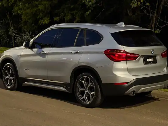 BMW-X1-2.0 16V TURBO ACTIVEFLEX SDRIVE20I X-LINE 4P AUTOMÁTICO BMW-X1-2016