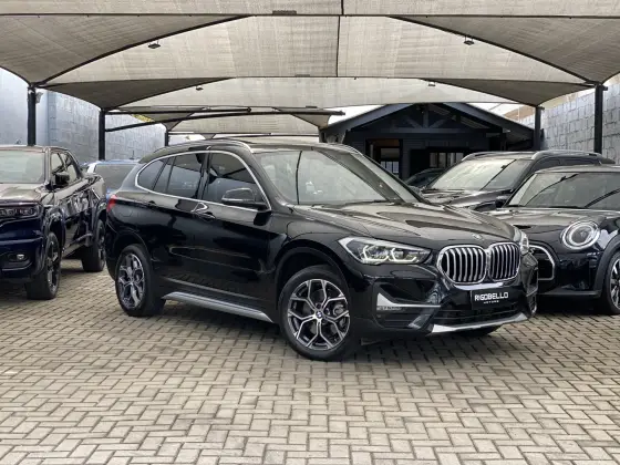 BMW X1 2.0 16V TURBO ACTIVEFLEX SDRIVE20I X-LINE 4P AUTOMÁTICO BMW X1 2.0 16V TURBO ACTIVEFLEX SDRIVE20I X-LINE 4P AUTOMÁTICO