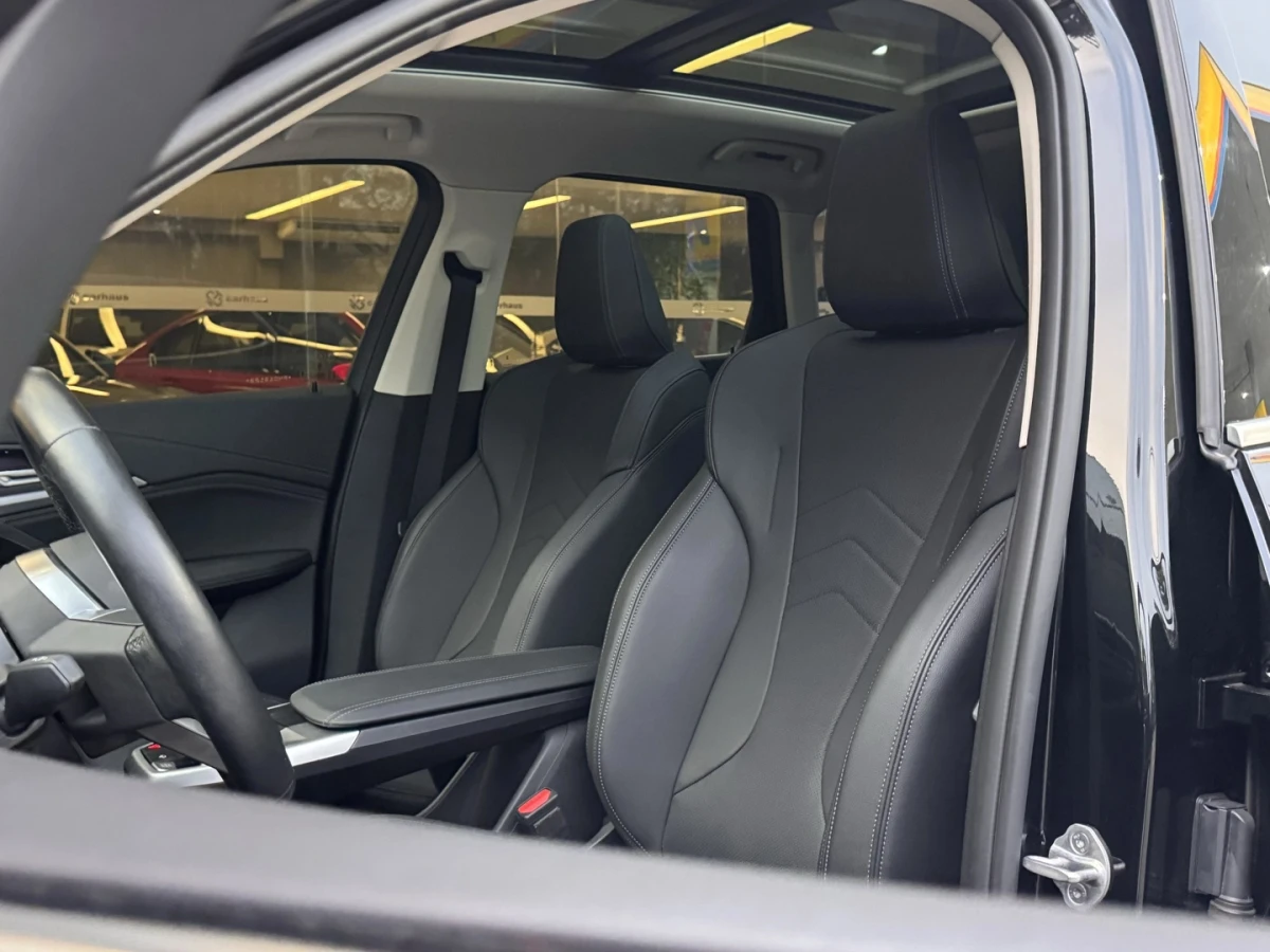 BMW X1 — foto 9