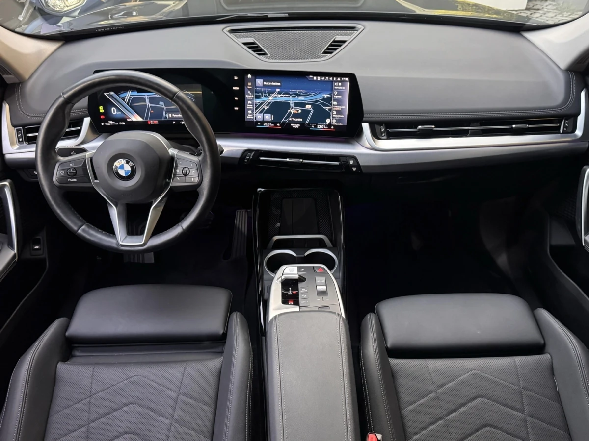 BMW X1 — foto 12