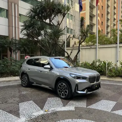 BMW X1 2.0 16V TURBO GASOLINA SDRIVE20I X-LINE STEPTRONIC BMW X1 2.0 16V TURBO GASOLINA SDRIVE20I X-LINE STEPTRONIC