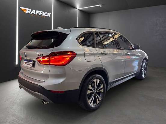 BMW-X1-2.0 16V TURBO ACTIVEFLEX SDRIVE20I 4P AUTOMÁTICO BMW-X1-2016