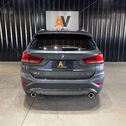 BMW-X1-2021