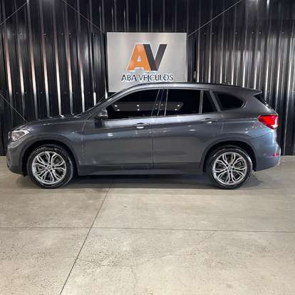 BMW-X1-2021
