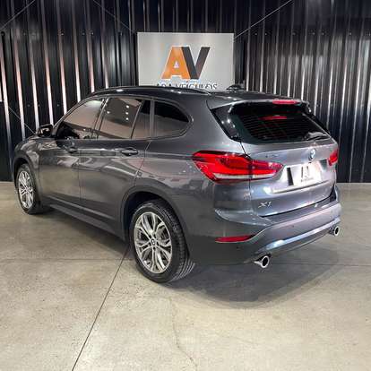 BMW-X1-2.0 16V TURBO ACTIVEFLEX SDRIVE20I X-LINE 4P AUTOMÁTICO BMW-X1-2021