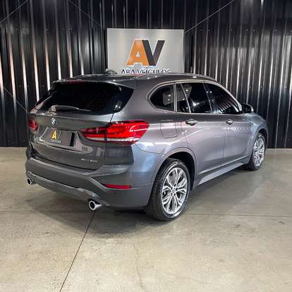 BMW-X1-2021
