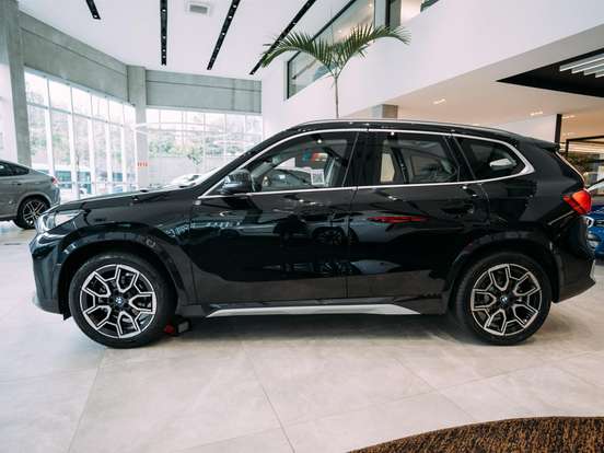 BMW-X1-2.0 16V TURBO GASOLINA SDRIVE20I X-LINE STEPTRONIC BMW-X1-2026