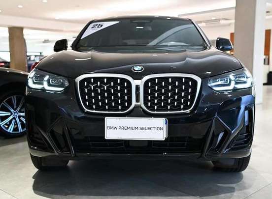 BMW-X4-2025
