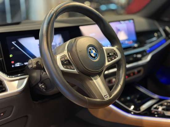 BMW-X5-3.0 I6 TURBO HÍBRIDO XDRIVE50E M SPORT AUTOMÁTICO BMW-X5-2023