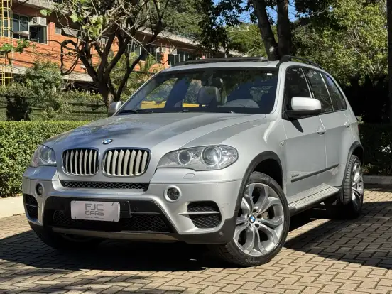 BMW-X5-4.4 V8 TURBO GASOLINA XDRIVE50I AUTOMÁTICO BMW-X5-2011