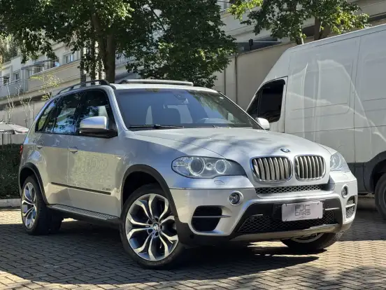 BMW-X5-2011