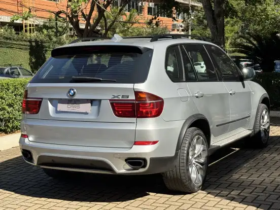BMW-X5-4.4 V8 TURBO GASOLINA XDRIVE50I AUTOMÁTICO BMW-X5-2011
