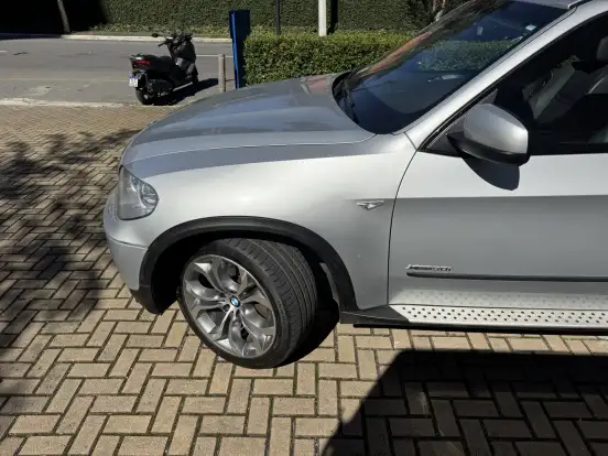 BMW-X5-4.4 V8 TURBO GASOLINA XDRIVE50I AUTOMÁTICO BMW-X5-2011