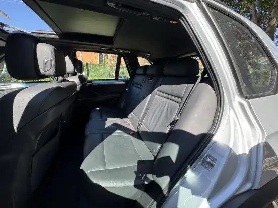 BMW-X5-4.4 V8 TURBO GASOLINA XDRIVE50I AUTOMÁTICO BMW-X5-2011