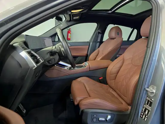 BMW-X6-3.0 TWINPOWER GASOLINA XDRIVE40I M SPORT AUTOMÁTICO BMW-X6-2024