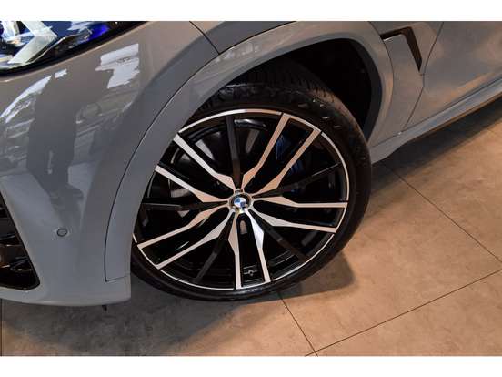 BMW-X6-2024