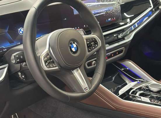 BMW-X6-2025