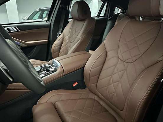BMW-X6-3.0 TWINPOWER GASOLINA XDRIVE40I M SPORT DARK EDITION AUTOMÁTICO BMW-X6-2025