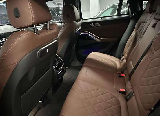 BMW-X6-2025