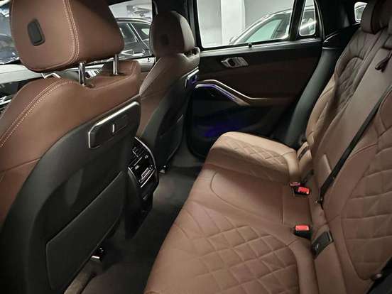 BMW-X6-3.0 TWINPOWER GASOLINA XDRIVE40I M SPORT DARK EDITION AUTOMÁTICO BMW-X6-2025