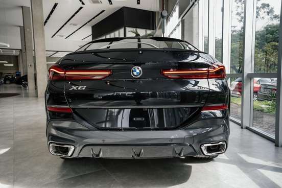 BMW-X6-2026