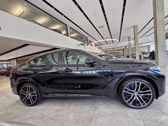 BMW-X6-2026