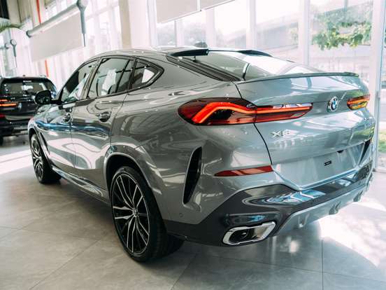 BMW-X6-3.0 TWINPOWER GASOLINA XDRIVE40I M SPORT DARK EDITION AUTOMÁTICO BMW-X6-2026