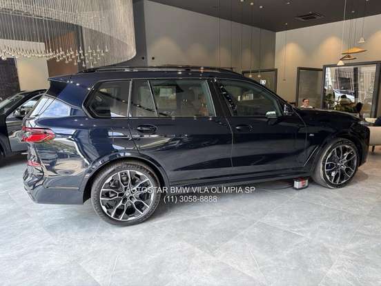 BMW-X7-2026