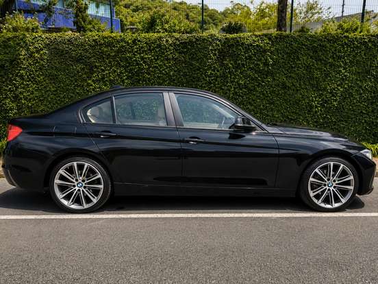 BMW-320i-2.0 16V TURBO ACTIVE FLEX 4P AUTOMÁTICO BMW-320i-2015