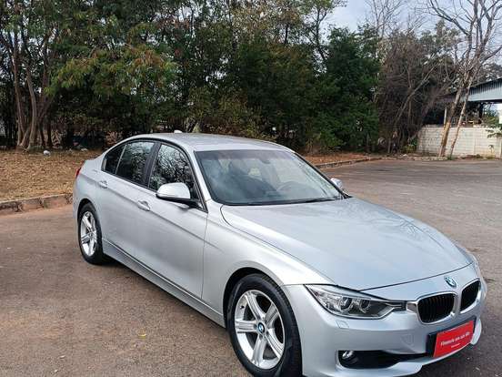 BMW-320i-2.0 16V TURBO ACTIVE FLEX 4P AUTOMÁTICO BMW-320i-2015