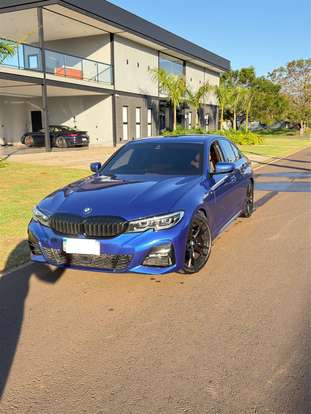 BMW-320i-2021
