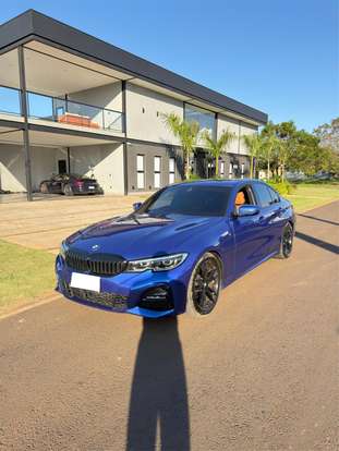 BMW-320i-2021