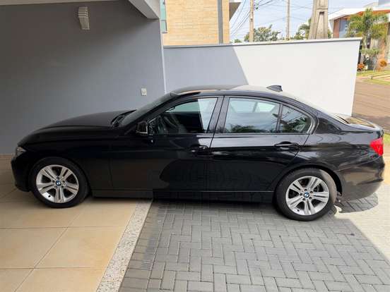 BMW-320i-2.0 16V TURBO GASOLINA 4P AUTOMÁTICO BMW-320i-2013