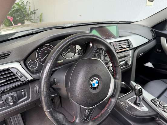 BMW-320i-2.0 16V TURBO GASOLINA 4P AUTOMÁTICO BMW-320i-2013