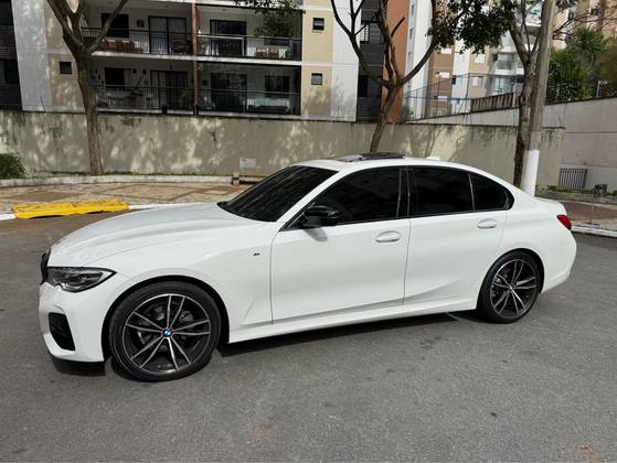 BMW 320i 2.0 16V TURBO GASOLINA M SPORT AUTOMÁTICO