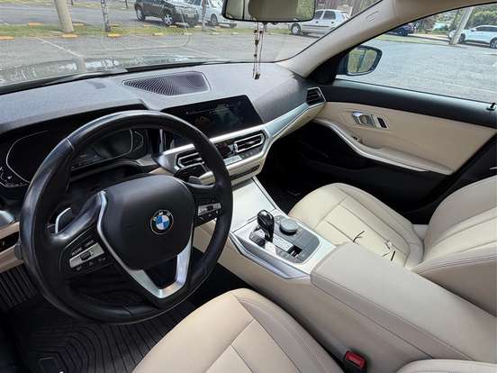 BMW-320i-2.0 16V TURBO GASOLINA SPORT GP AUTOMÁTICO BMW-320i-2021