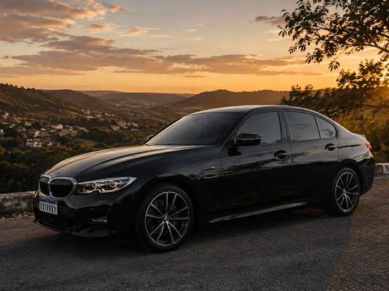 BMW-320i-2.0 16V TURBO GASOLINA SPORT GP AUTOMÁTICO BMW-320i-2019