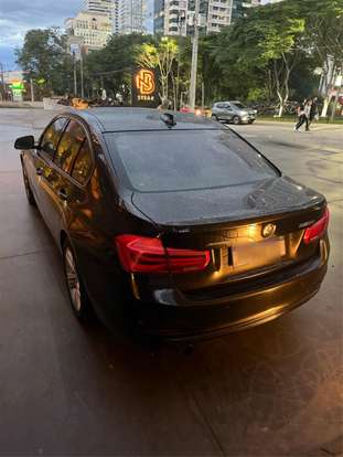 BMW-320i-2015