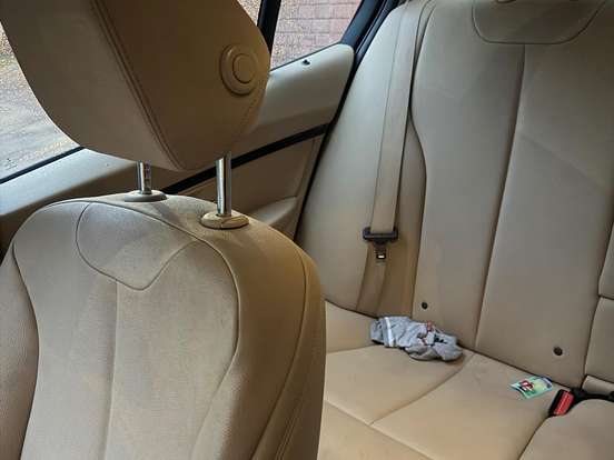 BMW-320i-2.0 SPORT 16V TURBO ACTIVE FLEX 4P AUTOMÁTICO BMW-320i-2015