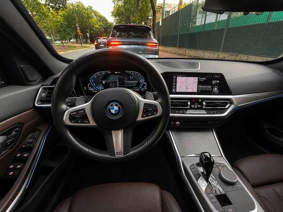 BMW-330e-2.0 16V TURBO HÍBRIDO M SPORT AUTOMÁTICO BMW-330e-2021