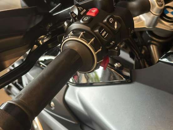 BMW-R 1250 GS PREMIUM TRIPLE BLACK BMW-R 1250 GS PREMIUM TRIPLE BLACK-2022