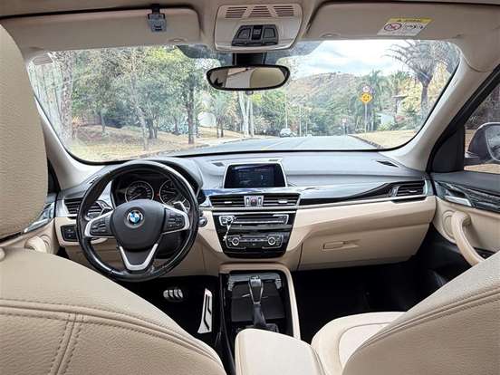 BMW-X1-2.0 16V TURBO ACTIVEFLEX SDRIVE20I X-LINE 4P AUTOMÁTICO BMW-X1-2018