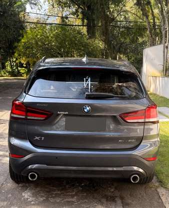 BMW-X1-2021