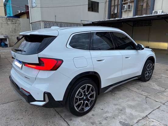 BMW-X1-2.0 16V TURBO GASOLINA SDRIVE20I X-LINE STEPTRONIC BMW-X1-2025