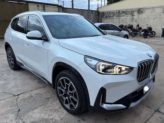 BMW-X1-2.0 16V TURBO GASOLINA SDRIVE20I X-LINE STEPTRONIC BMW-X1-2025