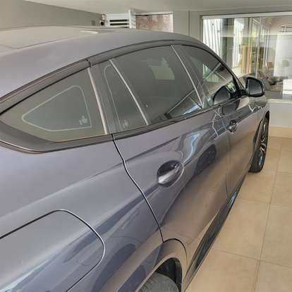 BMW-X6-2021
